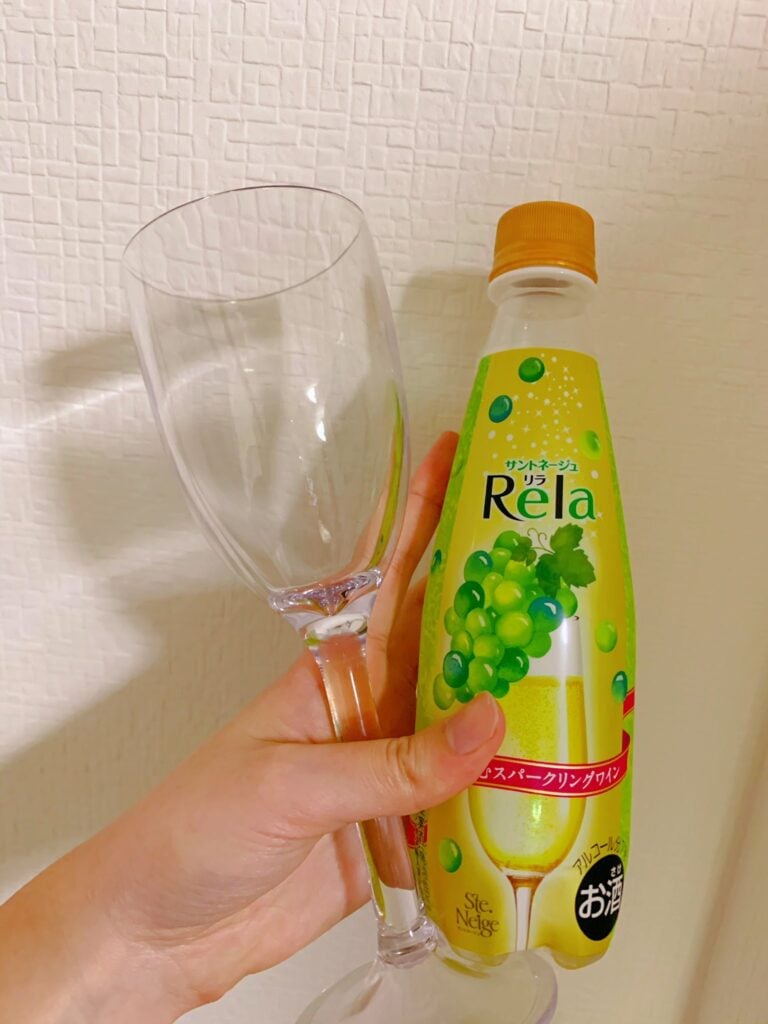 ダイソー ワイングラス プラスチック  100均