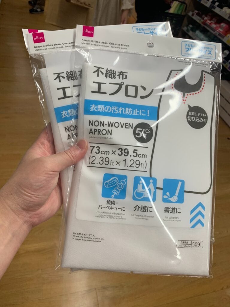 100均の紙エプロンは本当に使える