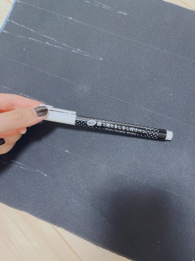 ダイソー布書きペン