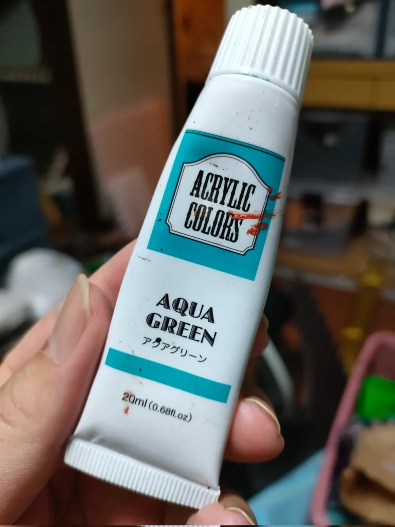 セリア アクリル絵の具 便利な活用アイデア