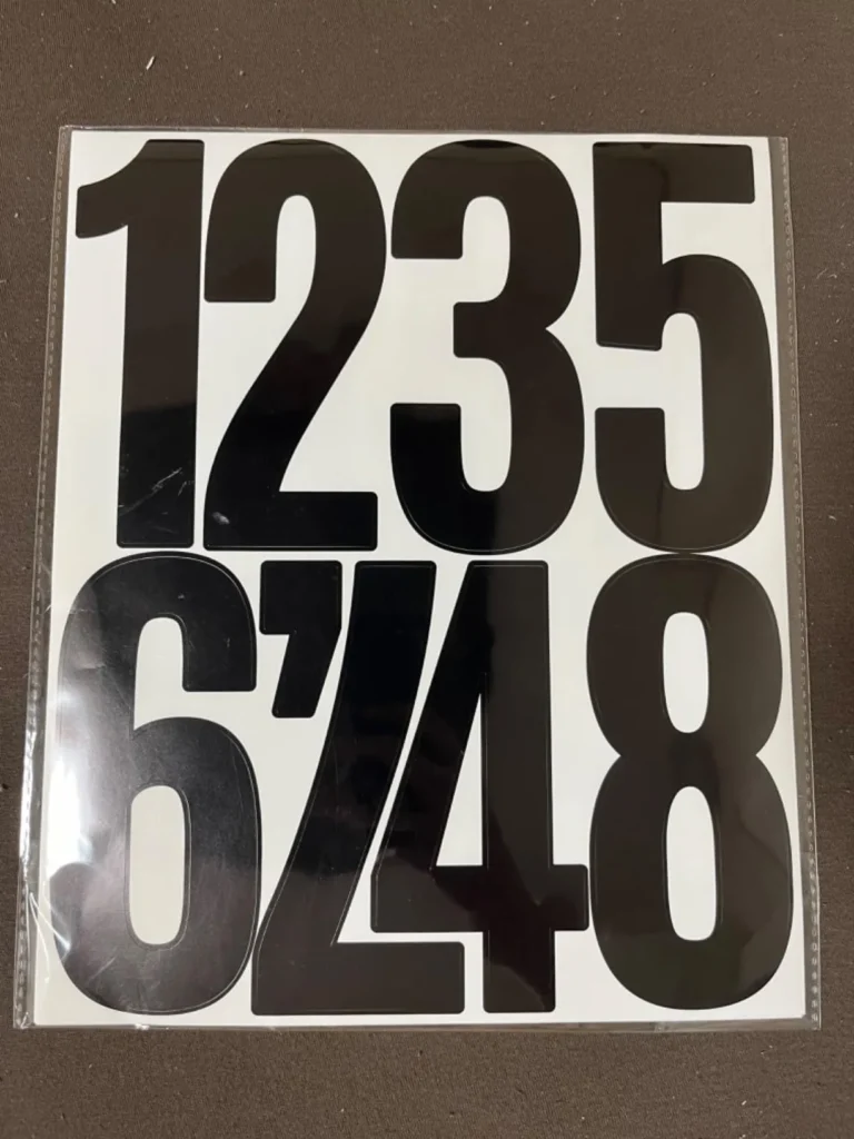 セリアで買える数字シールの種類と特徴