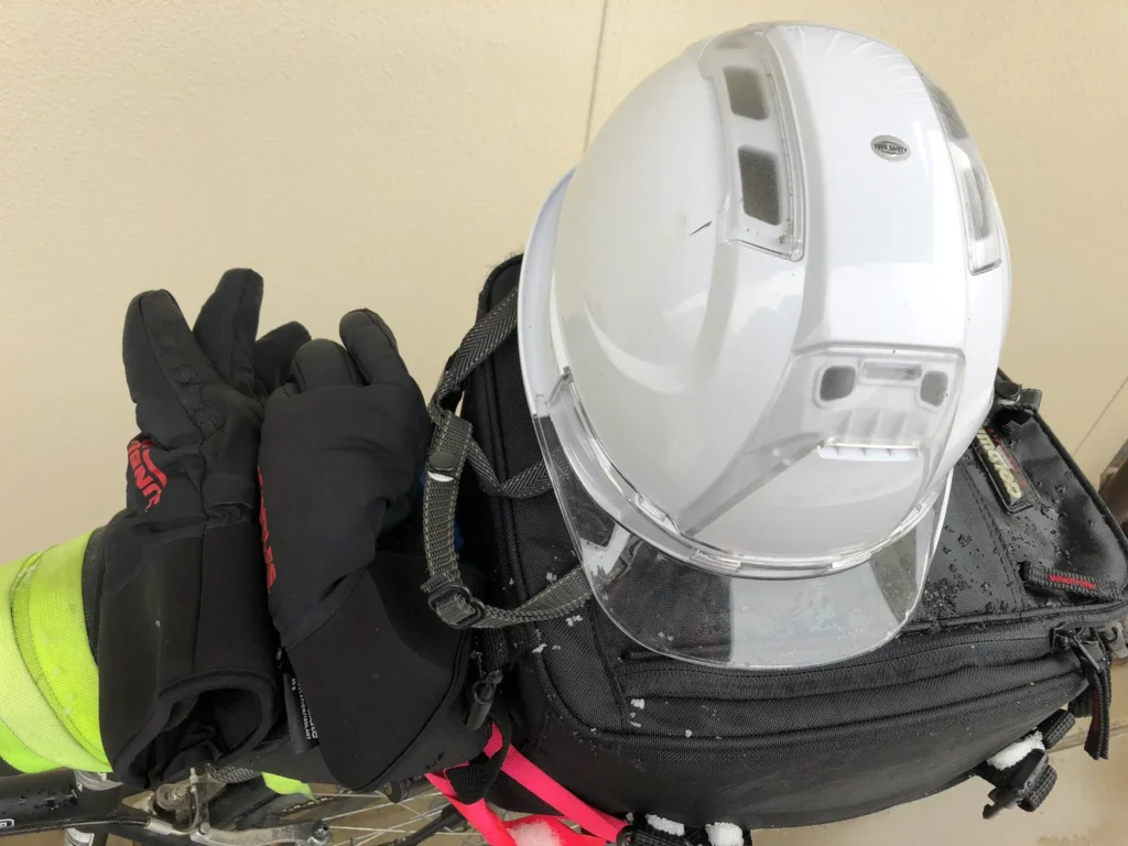 ワークマンのヘルメットは自転車に乗るときに使っていいですか？